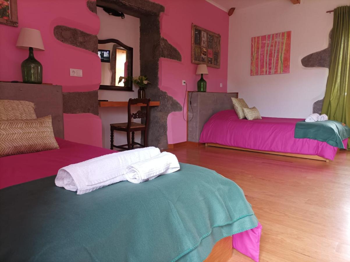 Casa Do Platano Guest House Cinco Ribeiras Eksteriør bilde